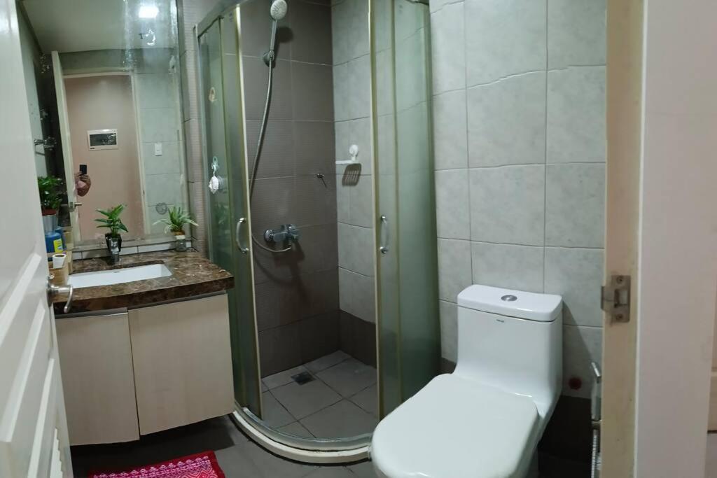 Monarch Parksuites - Balmoral Place Paranaque City Exteriör bild