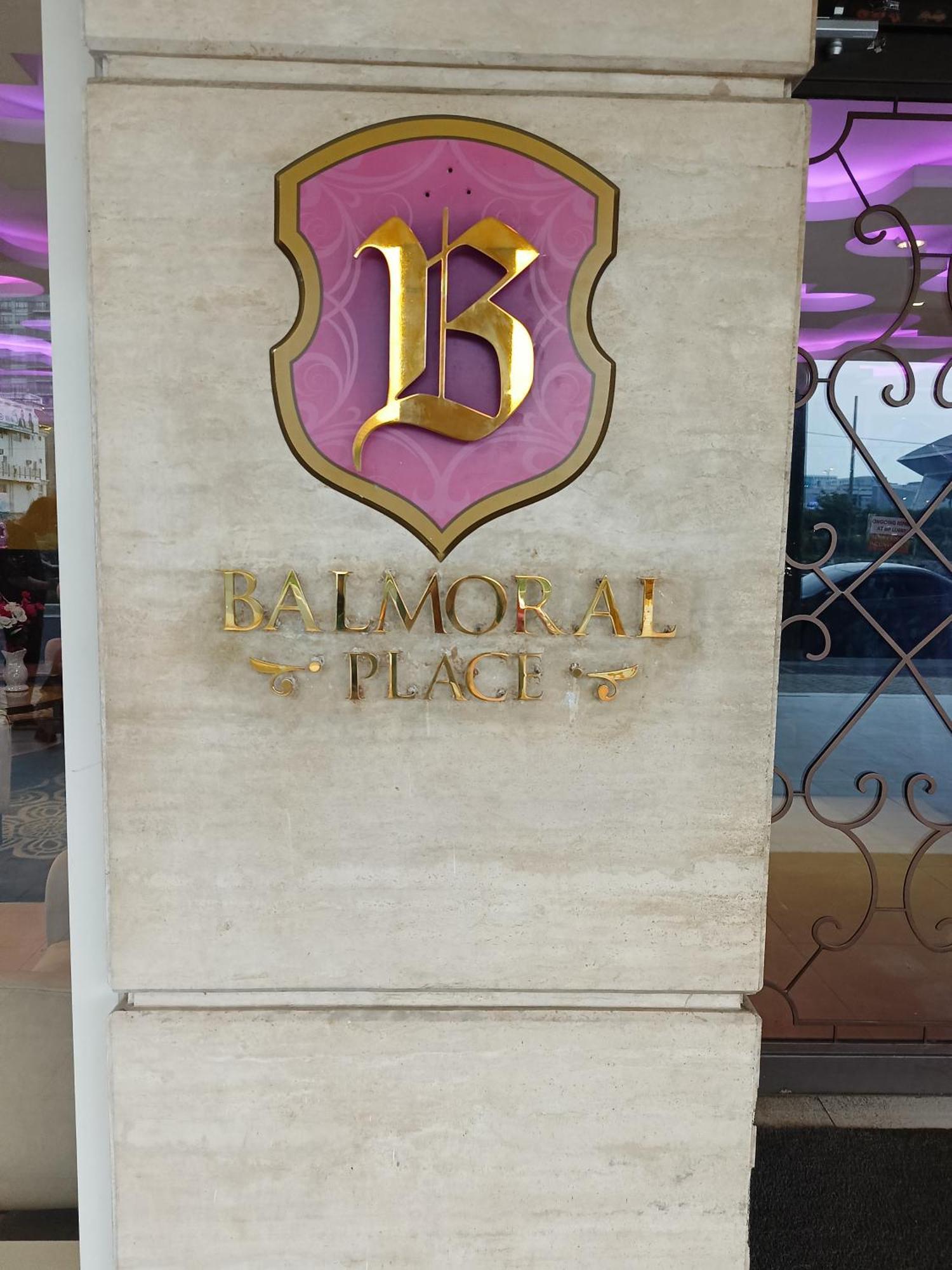 Monarch Parksuites - Balmoral Place Paranaque City Exteriör bild